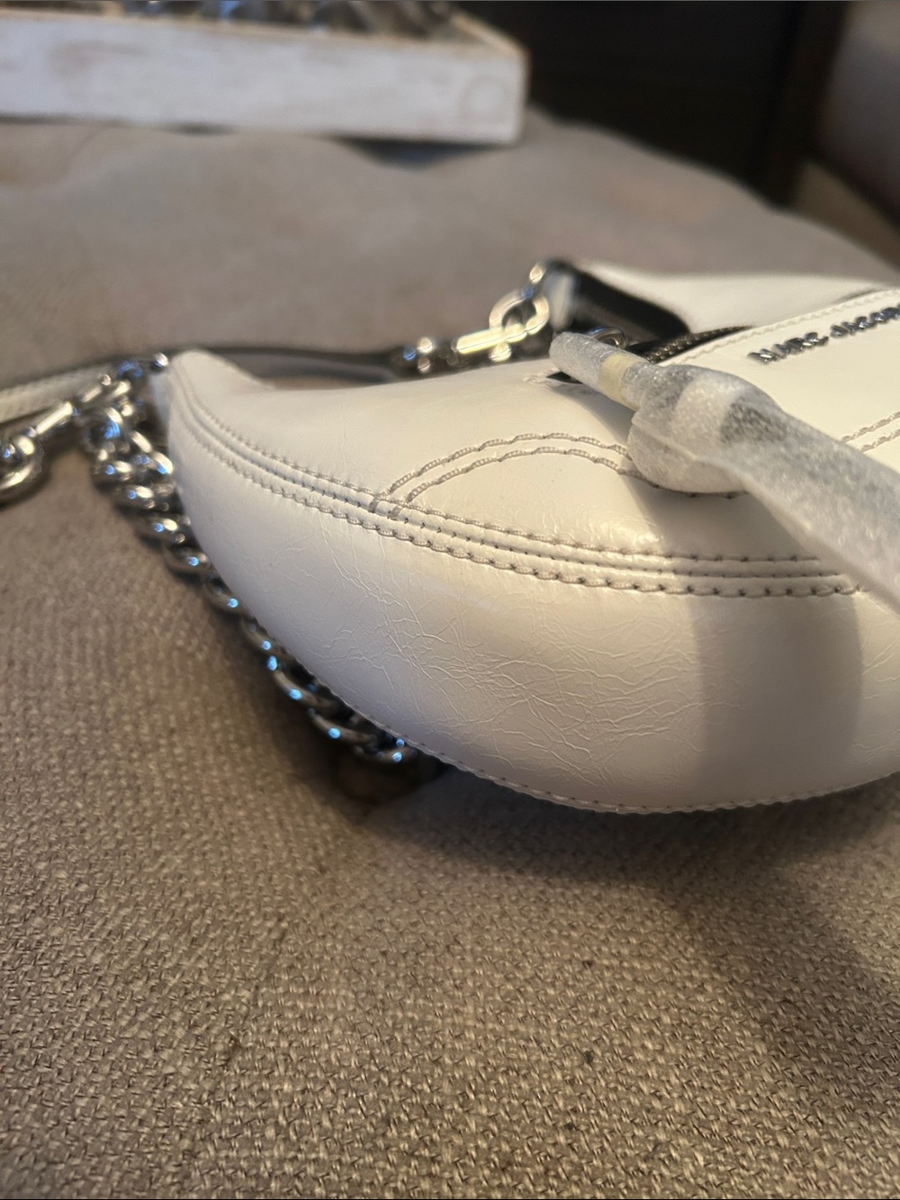 MARC JACOBS LEATHER CRESCENT BAG - Picture 11 of 11